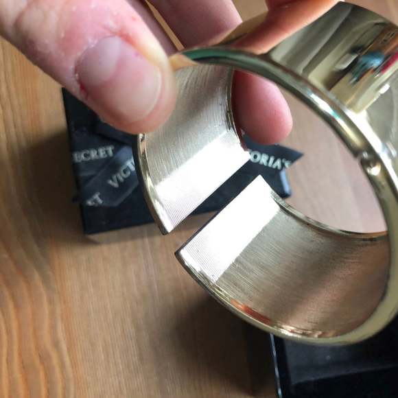 Victoria's Secret Golden Bangle Cuff - Picture 8 of 12